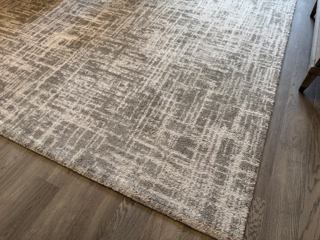 Surya wht/cream grey rug;; 9x12