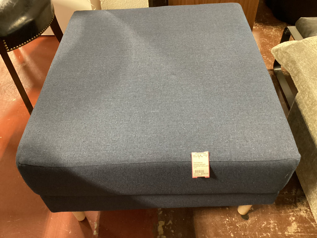 The Essential Ottoman Midnight 9FDE575P 30 w x 27D 17"T