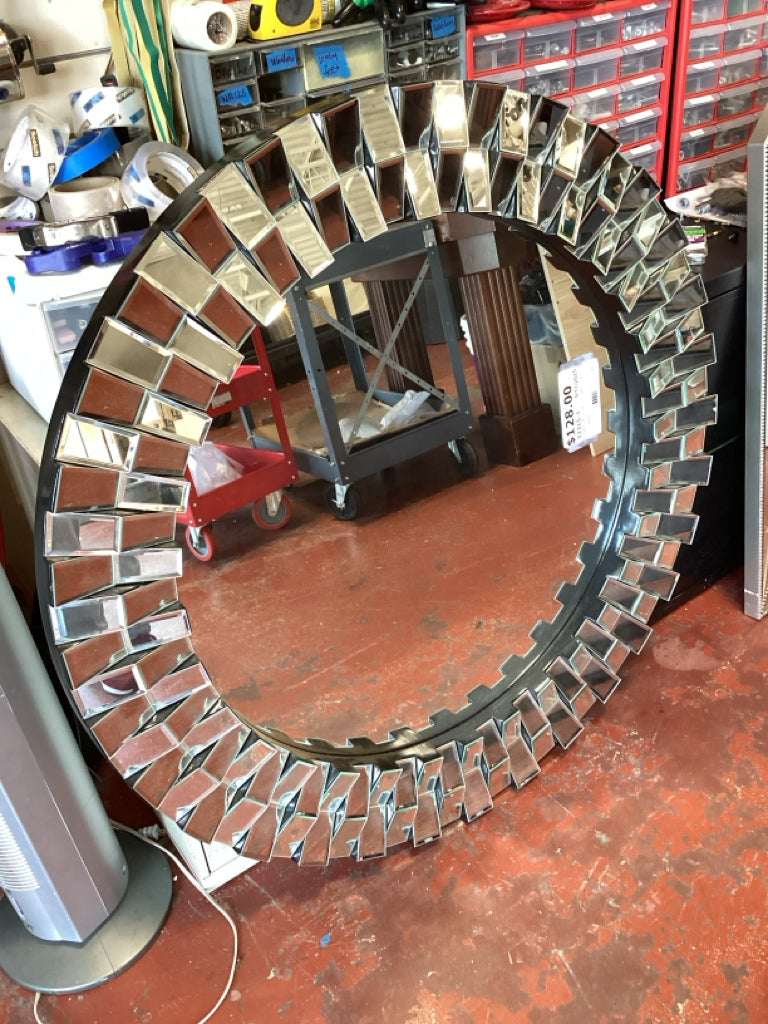 Majestic Mirror/ 44" round with mosaic mirror frame