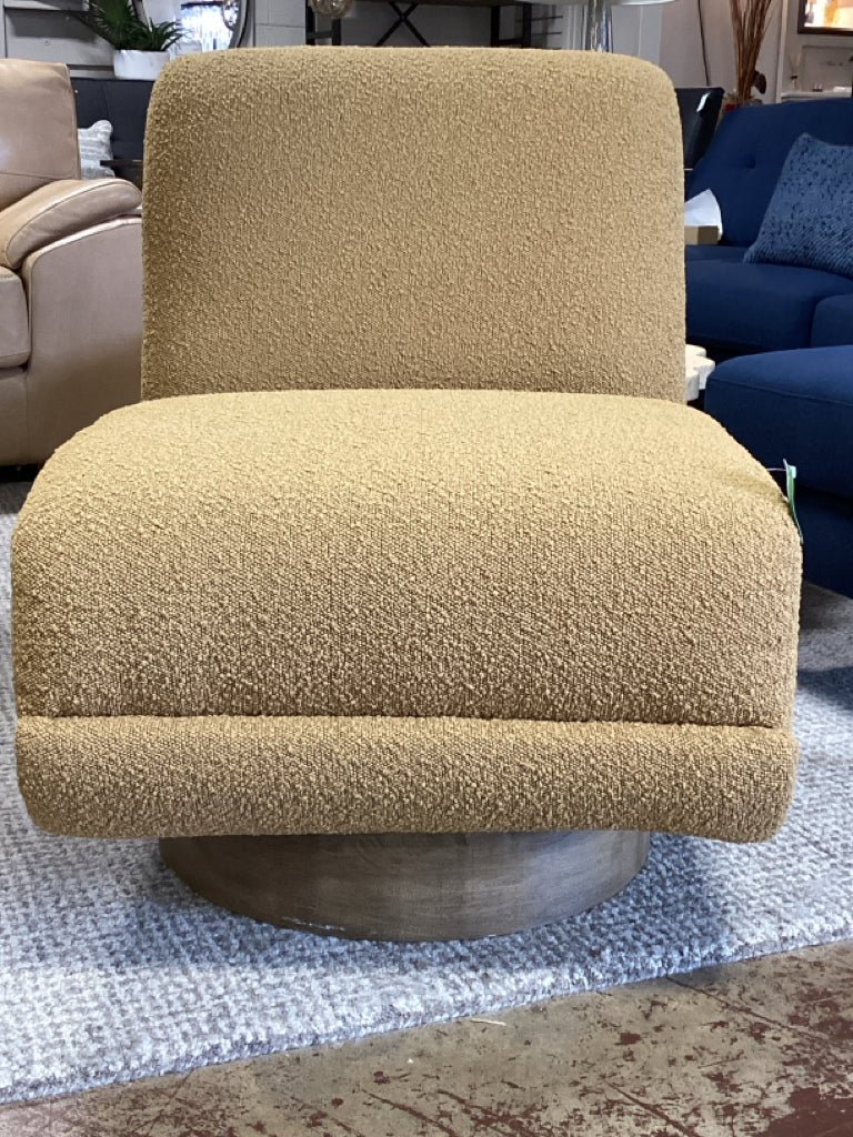 4 Hands Bronwyn Swivel Chair 25x39x31