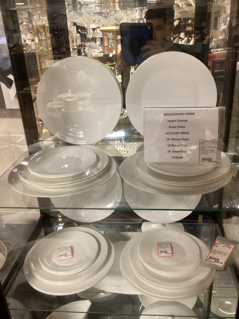 Wedgwood Jasper Conran Bone China - 30 Pieces