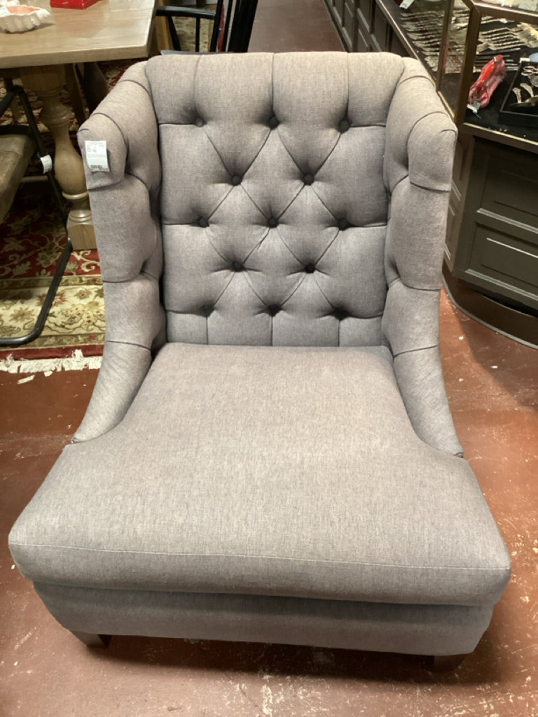 Sherill Tuffed Grey Lounge Arm Chair 35" X 25" X 38" (as found)