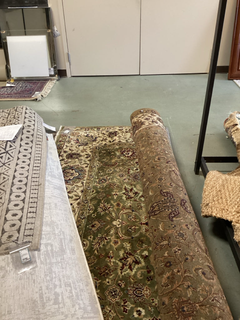 Rug / Cream & sage hand knotted wool Tabriz rug 8 x 10