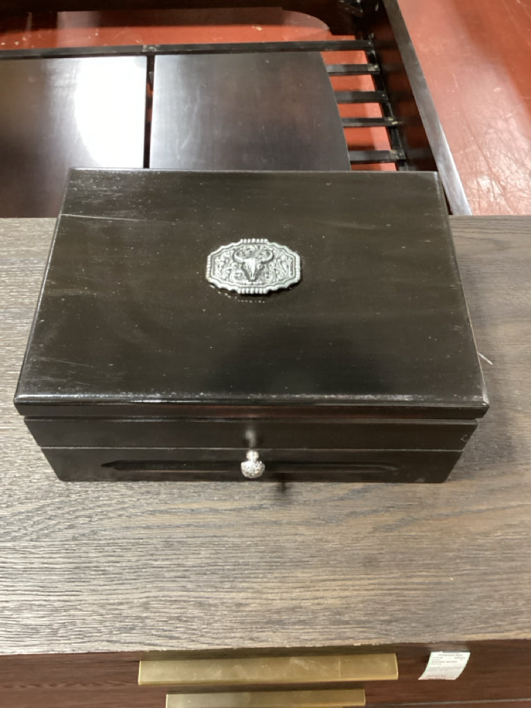 Western style treasure box / 1 drawer / cowhide lining