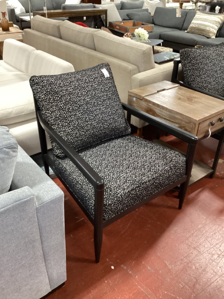 Ethan Allen Elgin Modern  Chair with Wood Frame