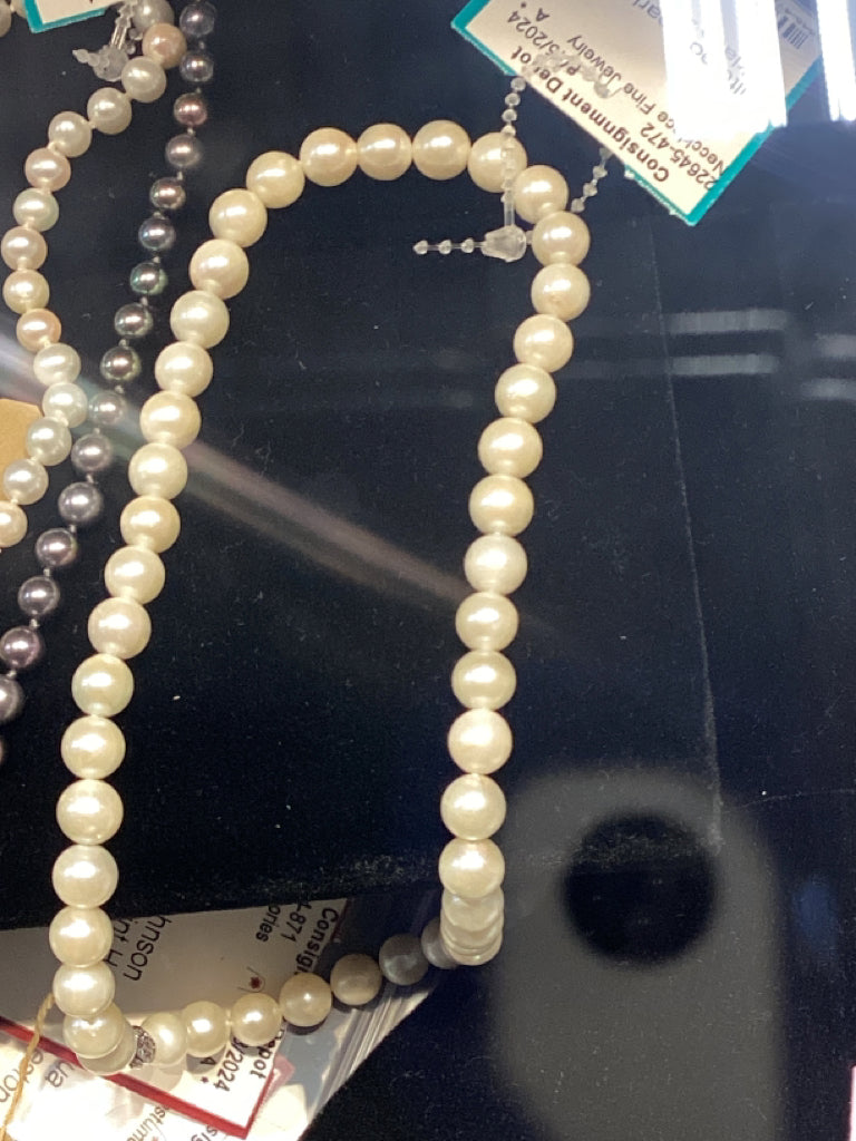 Cultured Pearl 14"  Necklace - 6MM