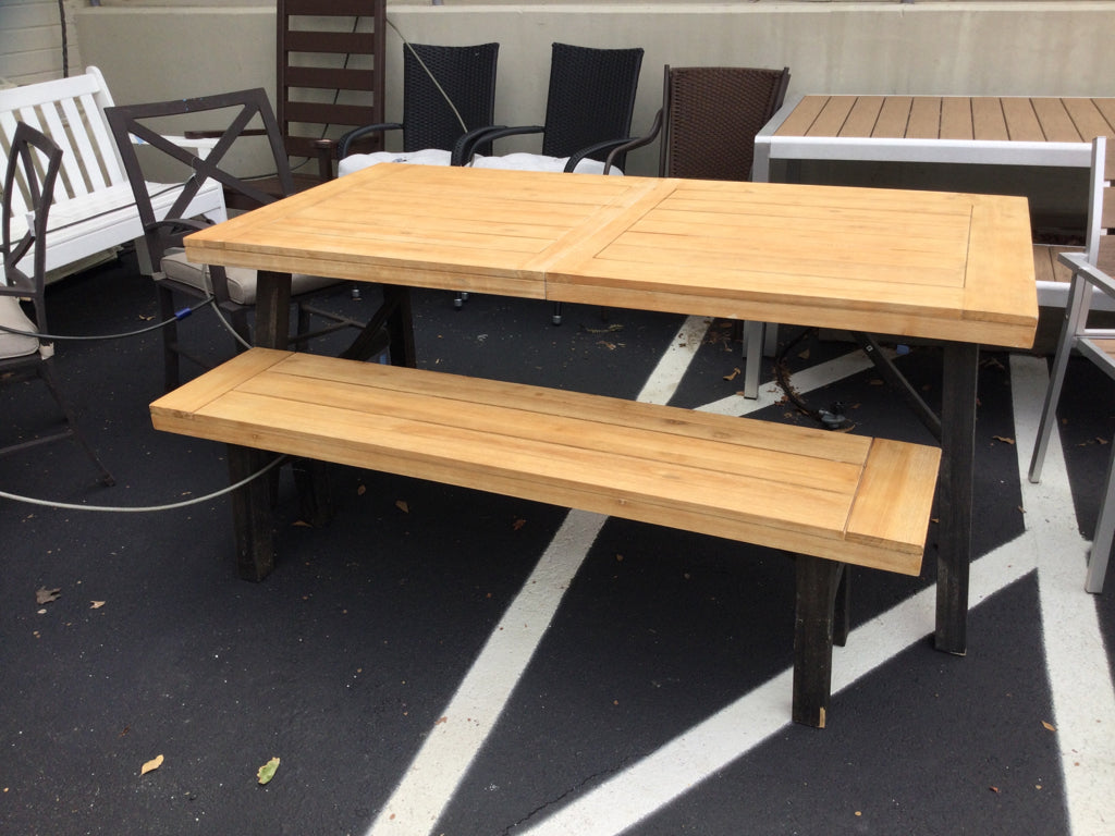 Outdoor Wood Table with 1  Bench 71x35x29