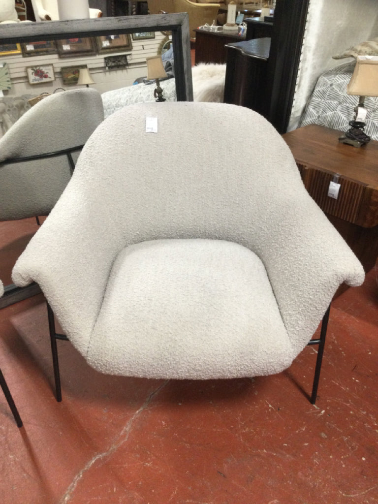 LuLu and GEORGIA  Penelope Accent  Chair 35x31x33.5 FFID BWPNPD9S