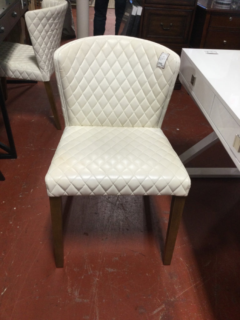 PAIR Cream Faux Leather Chair 19x23x33