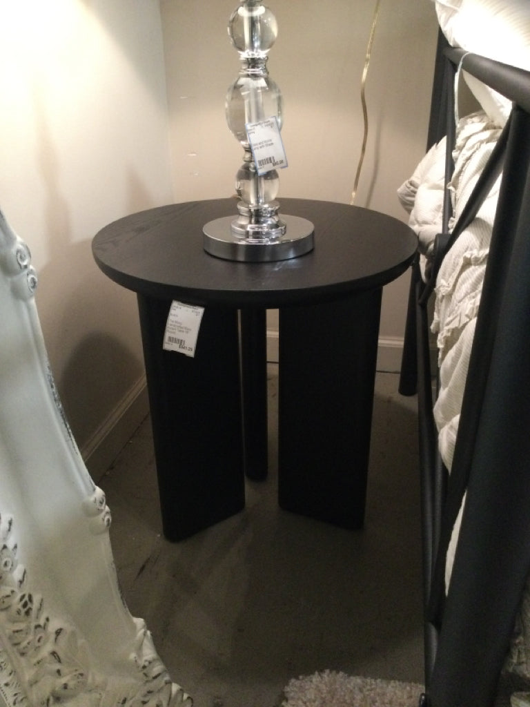 The Morro Handcrafted Black Accent Table 18" Round